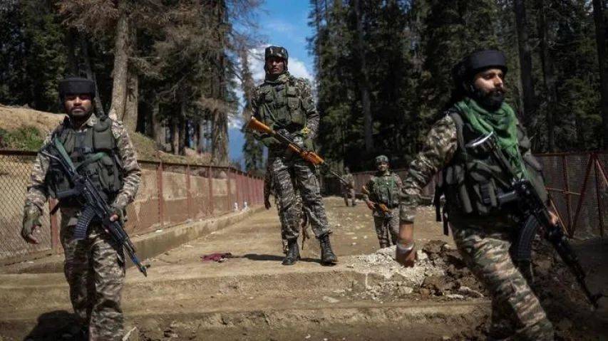 皇冠信用网在线申请_反转太突然！大批导弹袭击巴基斯坦皇冠信用网在线申请，印度6架战机被击落，不简单