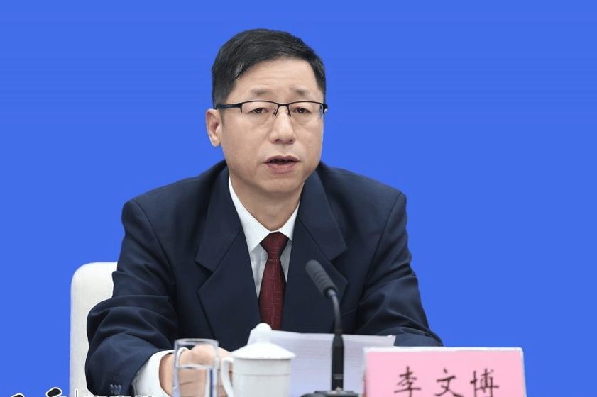 如何代理皇冠信用_李文博如何代理皇冠信用，任上被查