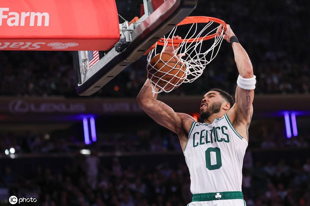 皇冠信用网正版开户_塔图姆确诊右脚跟腱断裂 已接受手术暂无复出时间表