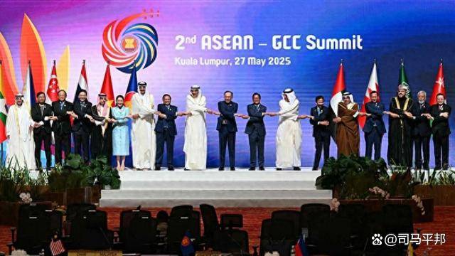 皇冠信用网会员怎么开通_美媒其实比谁都明白皇冠信用网会员怎么开通，中美关税斗的越狠，亚洲各国就越离不开中国