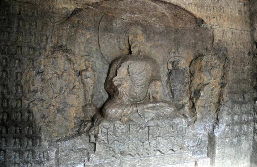 皇冠信用网平台出租_河南鹤壁一水库水位下降惊现千佛石窟皇冠信用网平台出租，石窟开凿于东魏内有1043尊石佛，水库管理方回应