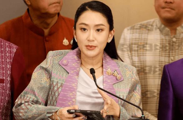 多特蒙德Vs蒙特雷_只剩255席多特蒙德Vs蒙特雷，佩通坦拒绝下台，一架泰专机直飞中国，执政党要自救