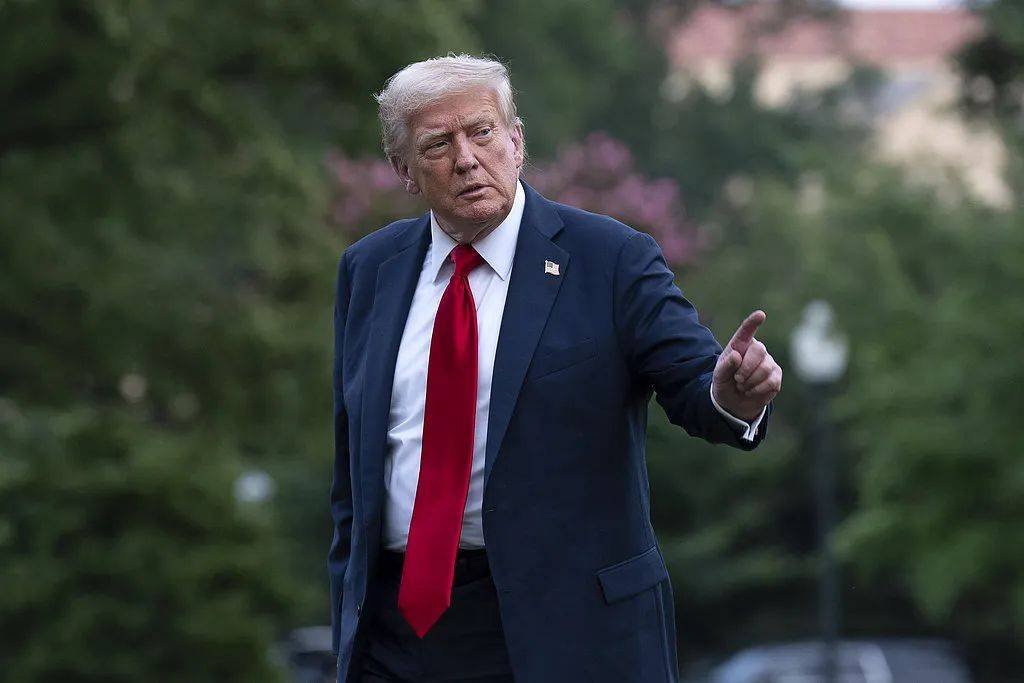 皇冠信用网在线申请_特朗普：将提供最先进武器支持乌克兰皇冠信用网在线申请，数十亿美元费用由北约盟国承担，“爱国者”将在几天内送达