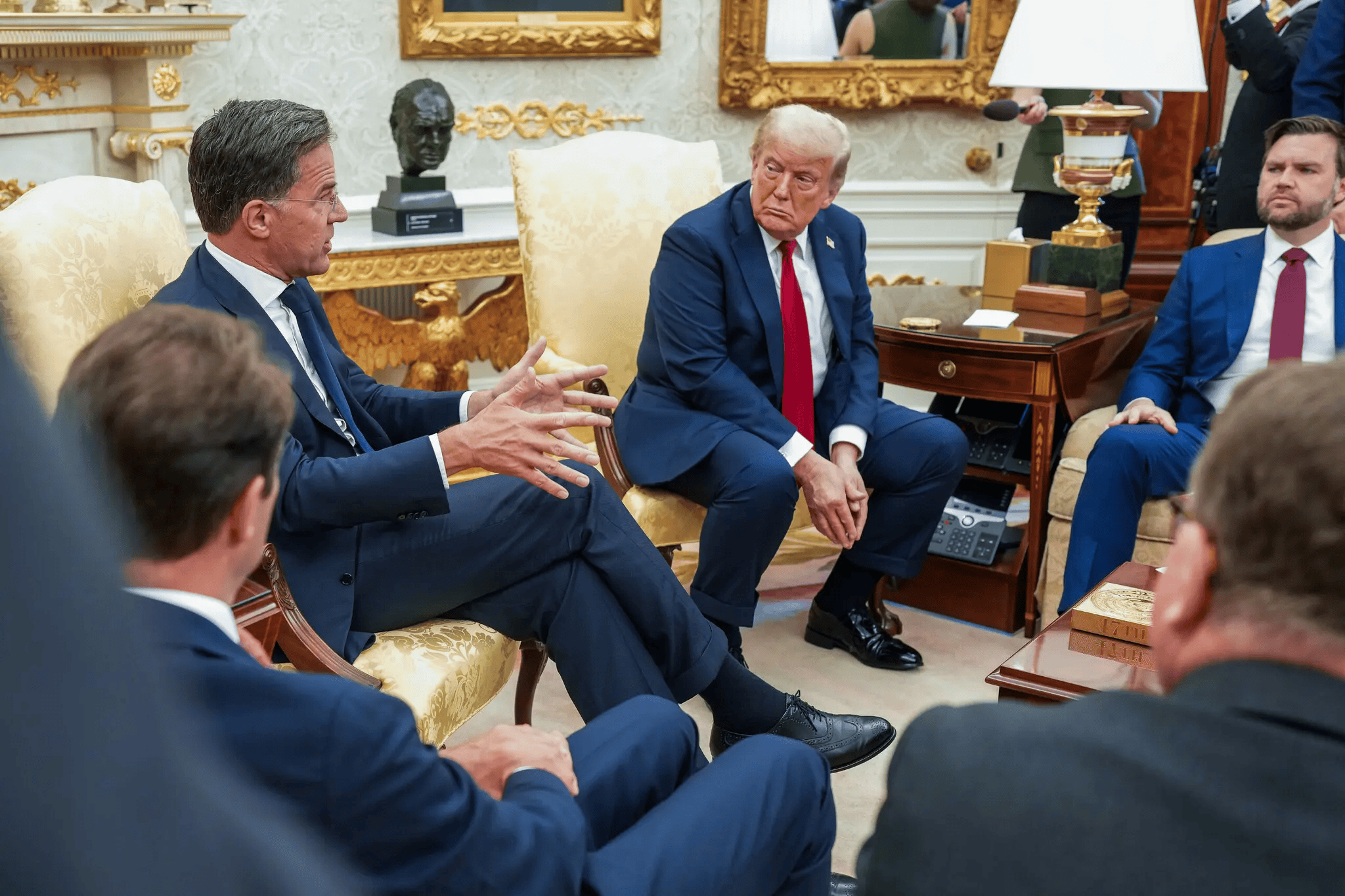 五大联赛开赛时间
_特朗普再发文：乌克兰拿不回克里米亚、不能加入北约