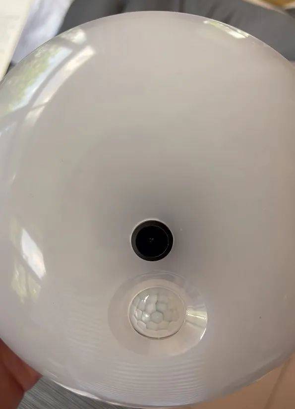 怎么注册皇冠信用网
_女租客在停电后发现伪装成灯泡的隐蔽摄像头怎么注册皇冠信用网
，房东希望退租，并愿退还剩余三个月的租金，警方立案调查