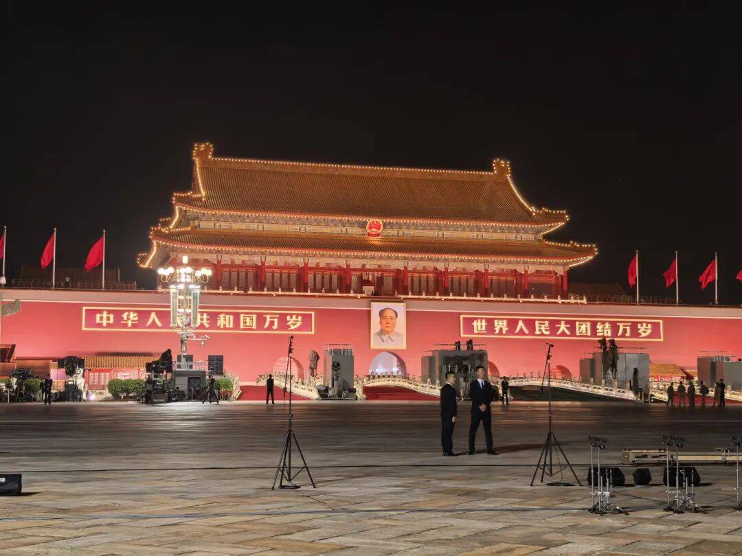 电竞足球-42H GG联赛(2 × 4分钟)_此时此刻的天安门广场