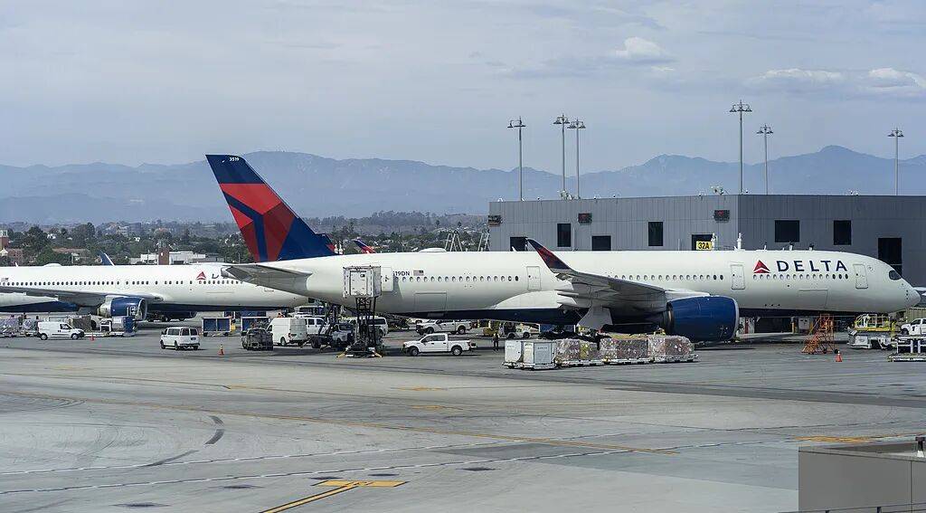 皇冠信用網网址_纽约机场突发皇冠信用網网址！两架客机相撞