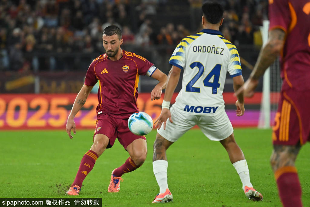 皇冠信用网怎么代理
_罗麦多重返泰山主场：26年情缘与宿茂臻的动人时刻