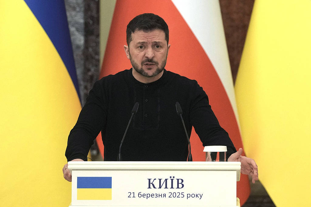 如何注册皇冠足球代理
_泽连斯基重大宣布如何注册皇冠足球代理
！普京与内塔尼亚胡通电话！乌方：1200名乌被俘人员将获释