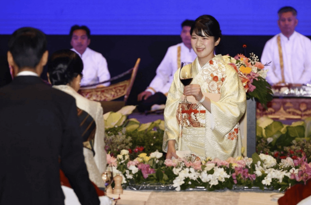 皇冠信用網可以占几成
_高市早苗已经自顾不暇之际皇冠信用網可以占几成
，日本皇室有异动，公主亲自到中国周边挖墙角