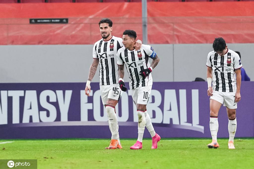 皇冠信用网如何申请
_继续垫底皇冠信用网如何申请
!亚冠-林皇2射1传维塔尔世界波 海港主场1-3首尔