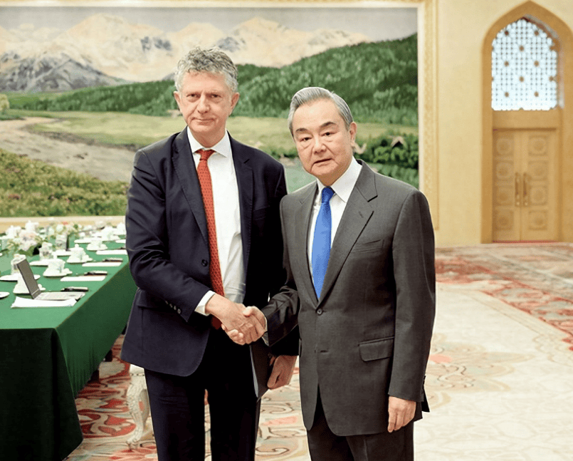 怎么注册皇冠信用盘
_英法做出承诺怎么注册皇冠信用盘
,五常罕见达成一致,障碍已扫除,对日本的清算要开始了!