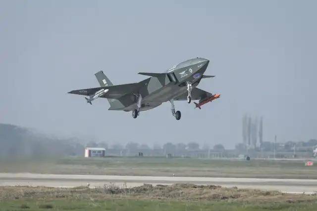 亚特兰大老鹰 vs 洛杉矶快船
_我们落后了?土耳其完成“世界首次无人机发射空空弹”亚特兰大老鹰 vs 洛杉矶快船
,性能如何