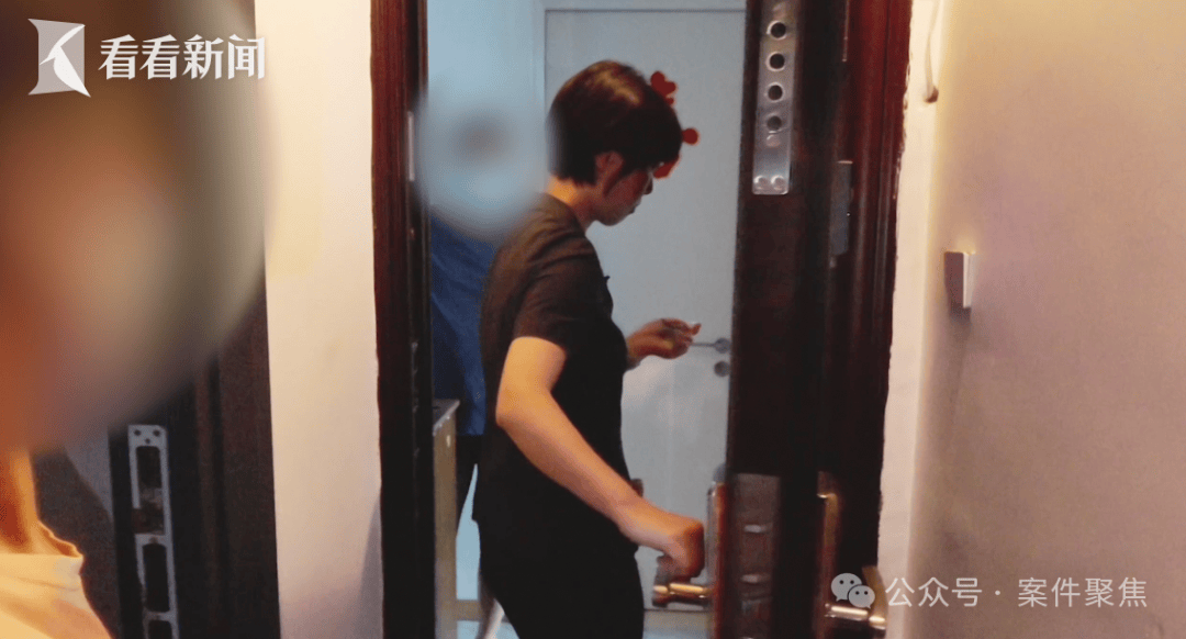 皇冠信用盘注册开通
_“我妈都被你逼得心脏病去世了!”上海邻里纠纷酿悲剧皇冠信用盘注册开通
,仅仅因为几扇门