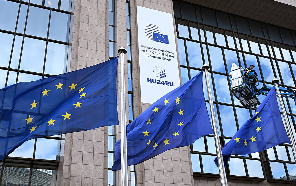 皇冠信用網在线开户_欧盟要劫掠俄罗斯海外资产皇冠信用網在线开户，评级机构对欧洲清算银行动刀子，被列为负面观察名单！