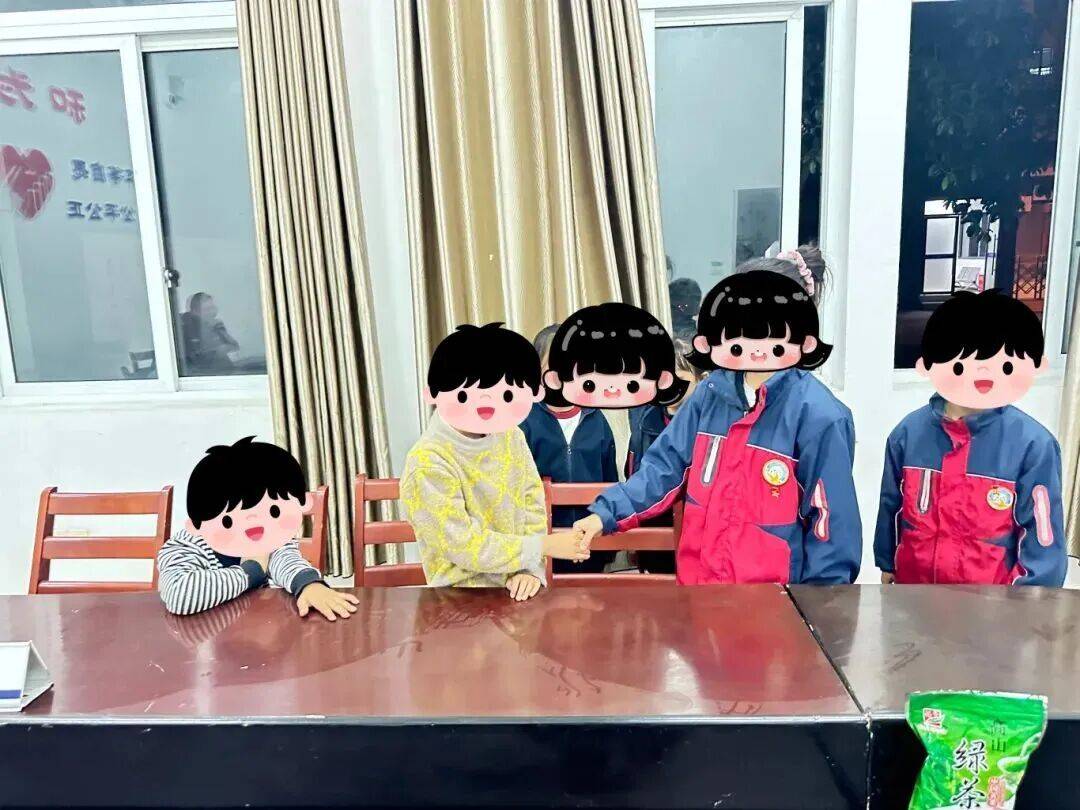 皇冠信用网网址_“我们要报警!”7名小学生吵架后去派出所“评理”皇冠信用网网址,结局没想到