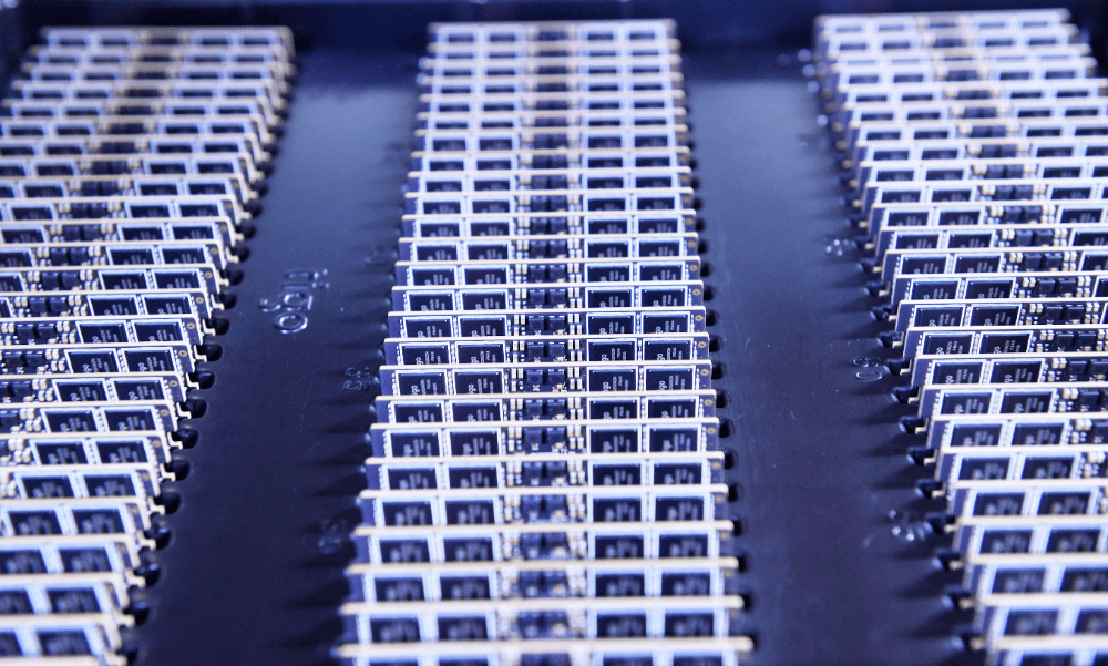 皇冠在线客服
_价格飙升皇冠在线客服
!内存条何以成“抢手货”?