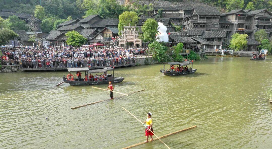 皇冠信用网开户 _12306上站名多了空格？恭喜你发现“彩蛋”皇冠信用网开户 ！