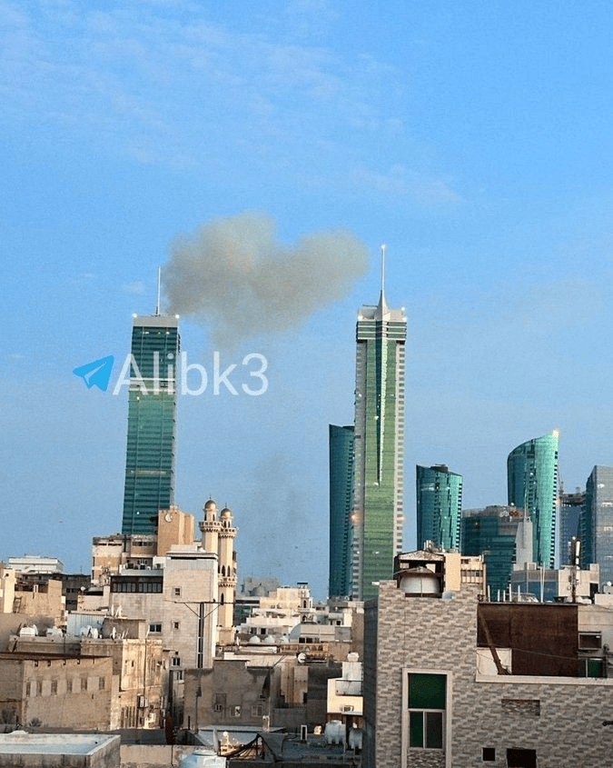 世界杯皇冠代理平台
_伊朗使用子母弹轰炸以色列世界杯皇冠代理平台
,意图实施“斩首”,以媒拍到下落画面