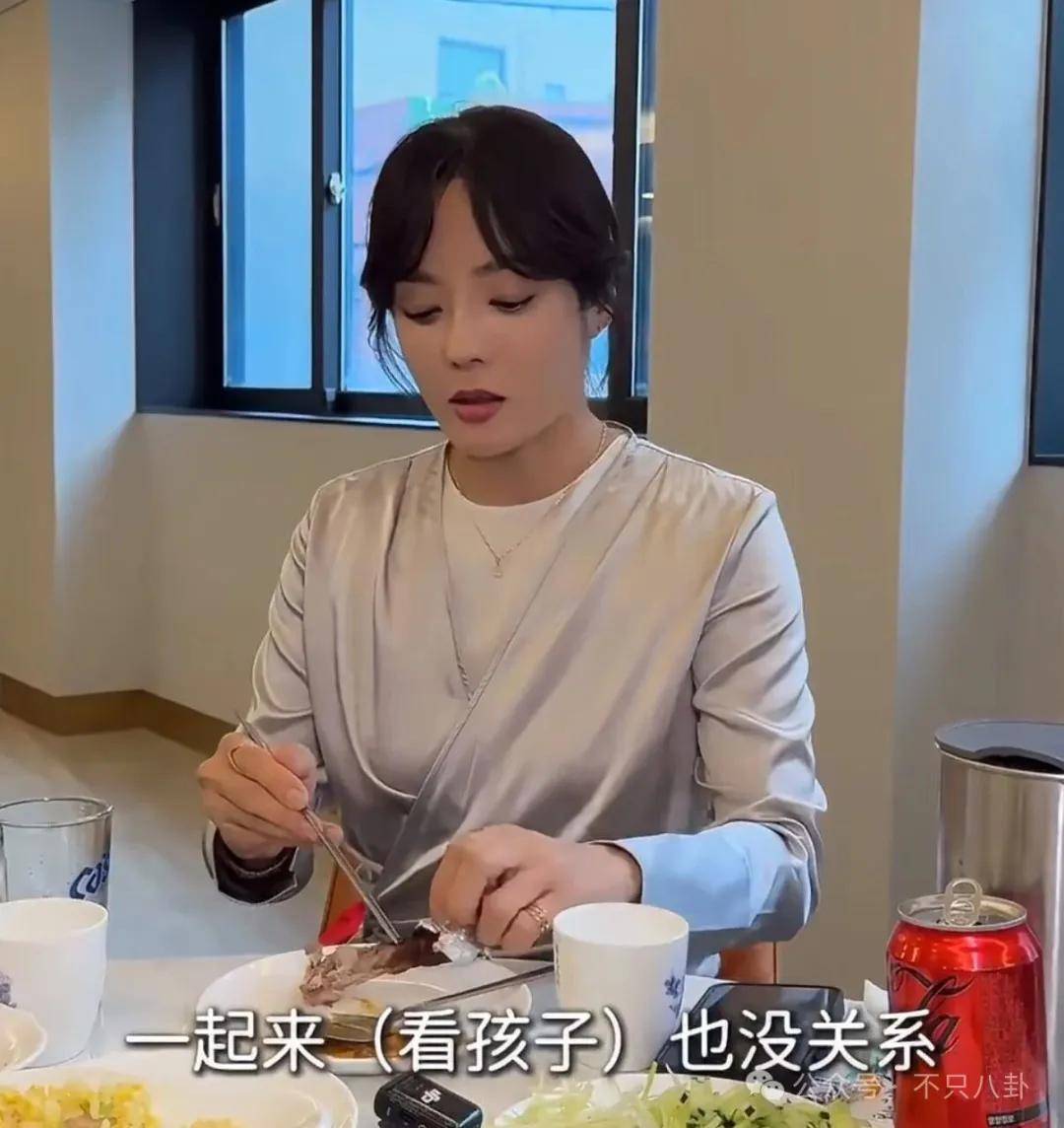 皇冠信用出租代理_离婚6年后他谈了个小十几岁的新女友?前妻坦言不介意他新恋情皇冠信用出租代理。